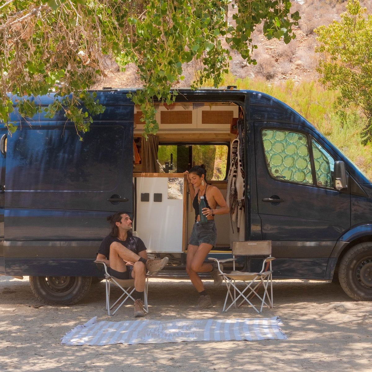 Instrucción 08/V-74 de la DGT: qué la sustituye y cómo aparcar tu camper sin multas