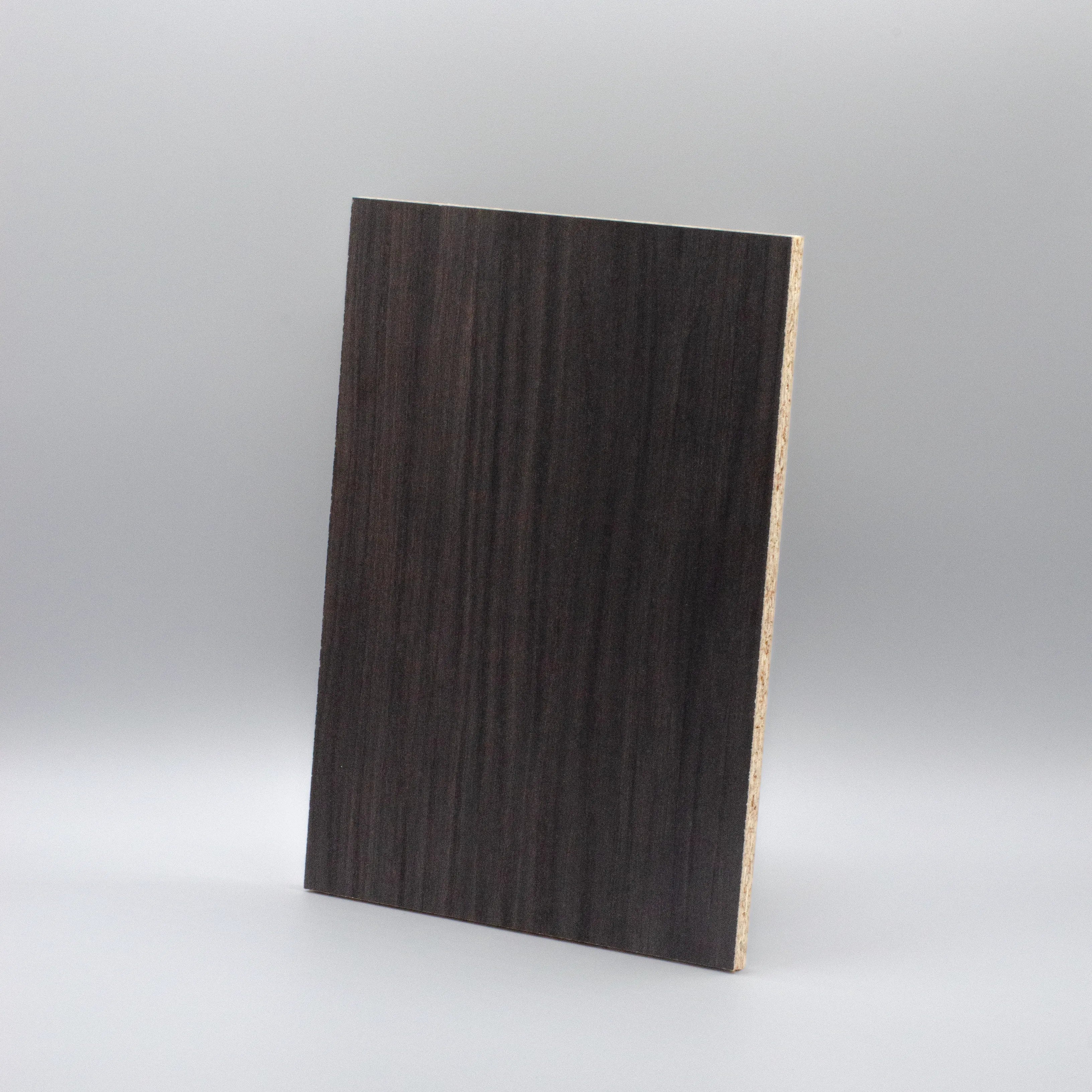 Muestra melamina roble negro Endless Oak Black - tablero