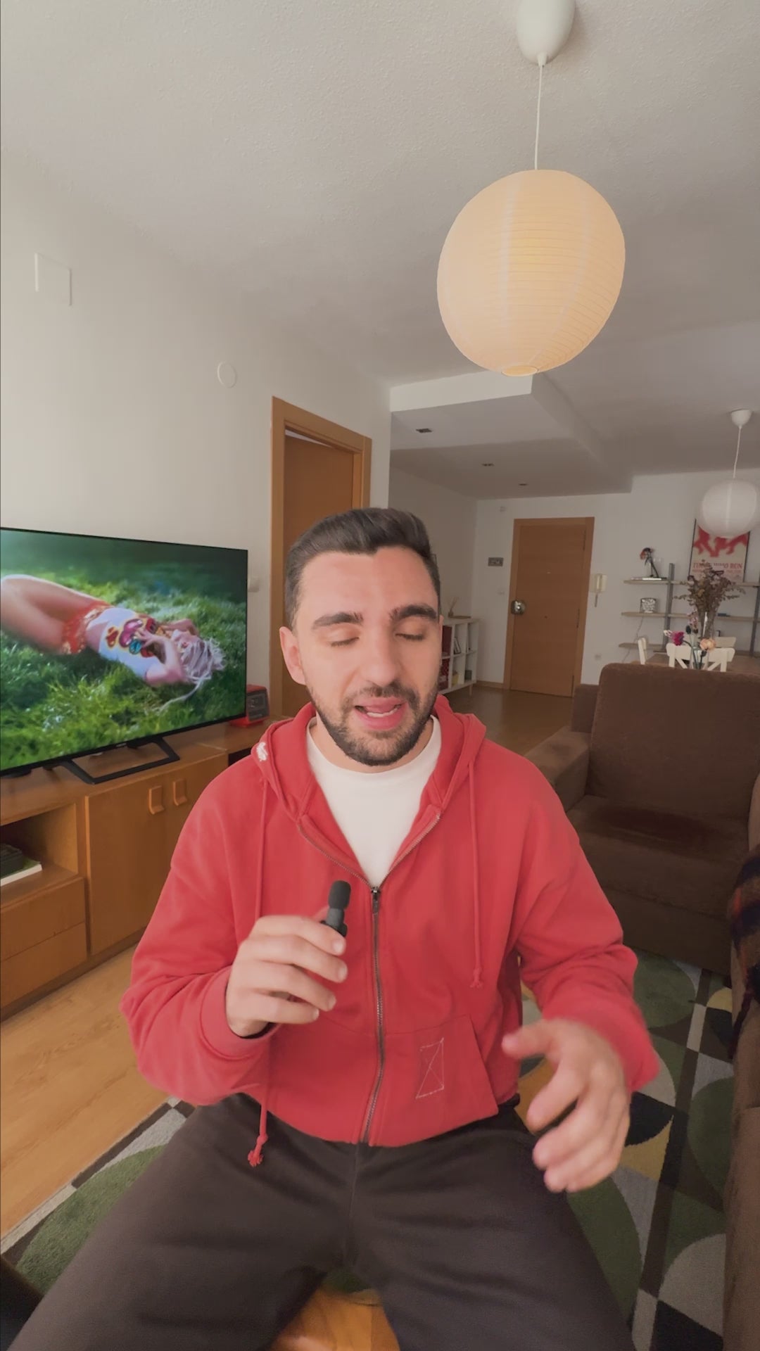 Cargar vídeo: 